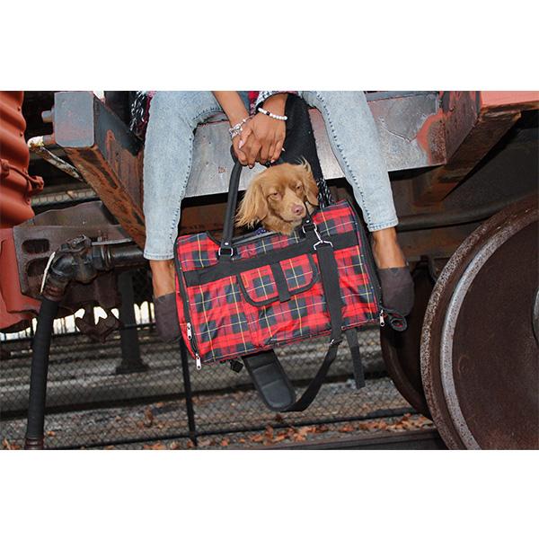 312 Hideaway™ Duffel - BestyPaws